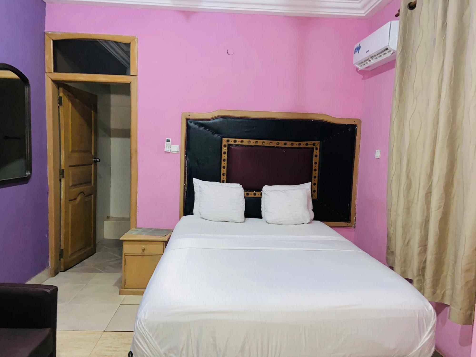 Heavens Gate Hotel Accra Ngoại thất bức ảnh
